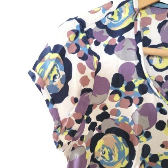 Women's Boden Blouse Size 2 SOFT Floral Cap Sleeve Silky Pleated Short Sleeve - Picture 4 of 8